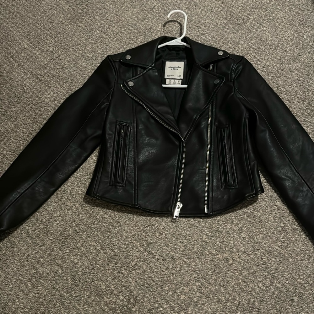Anrocrombie and fitch began jacket